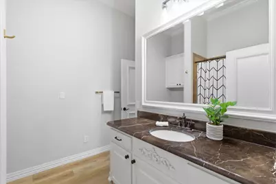 748 Rockingham Drive, Irving, TX 75063 - Photo 6