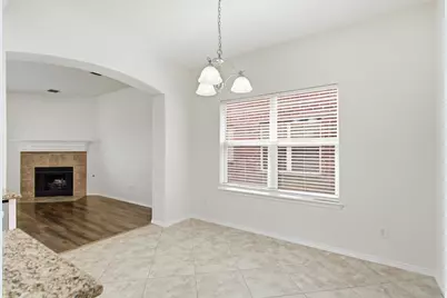 15636 Gatehouse Drive, Fort Worth, TX 76262 - Photo 12