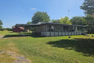 9870 Meadow Ranch Rd, Dish, TX 76247 - Photo 4