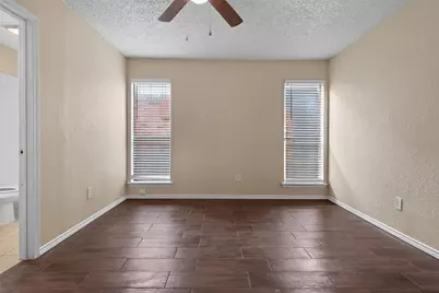 1117 Blue Carriage Lane N, Fort Worth, TX 76120 - Photo 30
