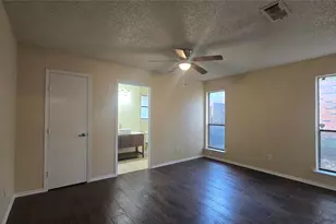 1117 Blue Carriage Ln N, Fort Worth, TX 76120 - Photo 2