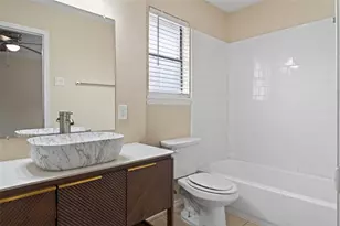 1117 Blue Carriage Ln N, Fort Worth, TX 76120 - Photo 18