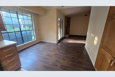 1117 Blue Carriage Lane N, Fort Worth, TX 76120 - Photo 6