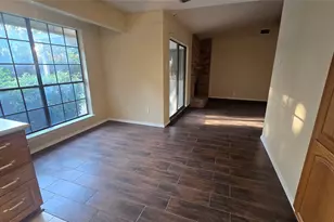 1117 Blue Carriage Ln N, Fort Worth, TX 76120 - Photo 6