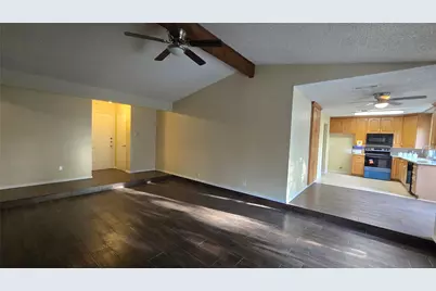 1117 Blue Carriage Lane N, Fort Worth, TX 76120 - Photo 8