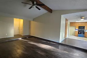 1117 Blue Carriage Ln N, Fort Worth, TX 76120 - Photo 8