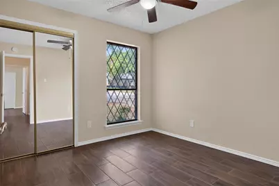 1117 Blue Carriage Lane N, Fort Worth, TX 76120 - Photo 20