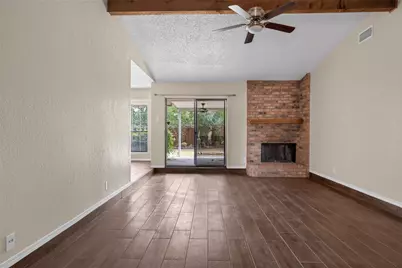 1117 Blue Carriage Lane N, Fort Worth, TX 76120 - Photo 6