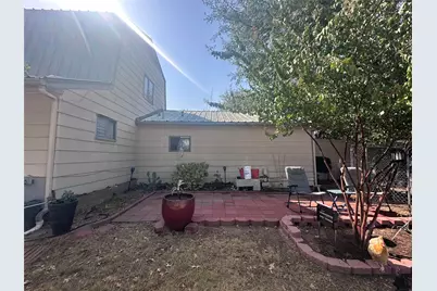 2709 Sky Harbour Drive, Granbury, TX 76049 - Photo 18