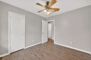 263 Merribrook Trail, Duncanville, TX 75116 - Photo 14