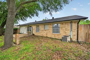 263 Merribrook Trail, Duncanville, TX 75116 - Photo 20