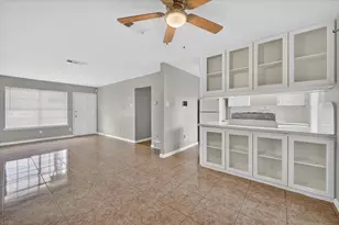 263 Merribrook Trail, Duncanville, TX 75116 - Photo 8