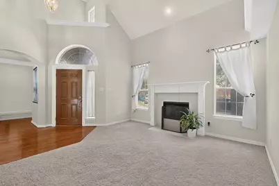 300 Cosbie Drive, Irving, TX 75063 - Photo 8