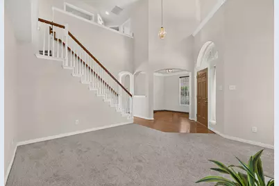 300 Cosbie Drive, Irving, TX 75063 - Photo 6
