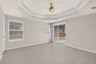 300 Cosbie Drive, Irving, TX 75063 - Photo 12