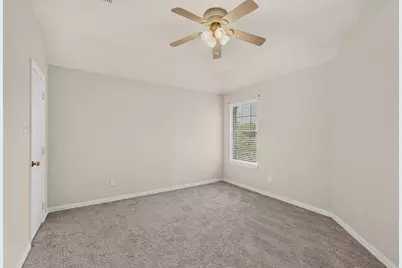 300 Cosbie Drive, Irving, TX 75063 - Photo 26