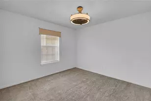 2005 S 8th St, Waco, TX 76706 - Photo 12