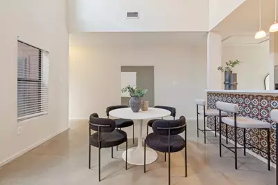 1725 N Fitzhugh Avenue, Dallas, TX 75204 - Photo 6