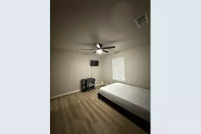 2640 Lawrence Street, Dallas, TX 75215 - Photo 14