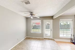 1109 Stapleton Ln, Flower Mound, TX 75028 - Photo 10