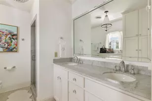 2036 Windsor Pl, Fort Worth, TX 76110 - Photo 10