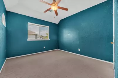 2200 Meadowstone Drive, Carrollton, TX 75006 - Photo 12