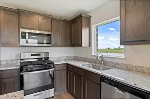 13429 Hang Fire Ln, Cresson, TX 76035 - Photo 2
