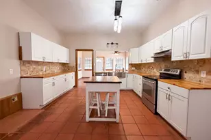 2603 Pecan Valley Dr, Granbury, TX 76048 - Photo 2