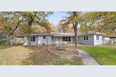 715 Morningside Drive, Mineral Wells, TX 76067 - Photo 1