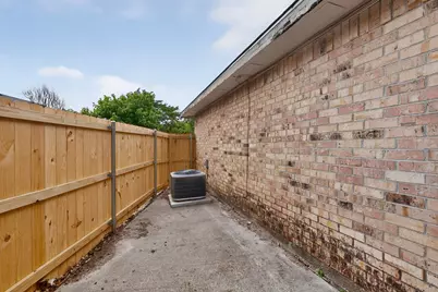 2521 Winter Oak Street, Dallas, TX 75227 - Photo 38