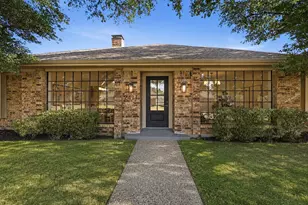 2411 Aspen St, Richardson, TX 75082 - Photo 2