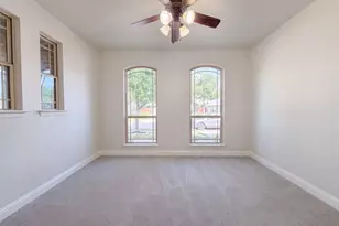 830 Graham Dr, Burleson, TX 76028 - Photo 2