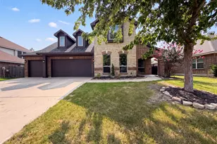 830 Graham Dr, Burleson, TX 76028 - Photo 1