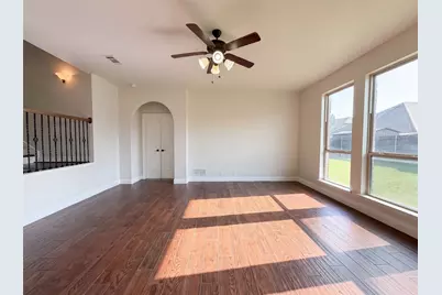 830 Graham Drive, Burleson, TX 76028 - Photo 6