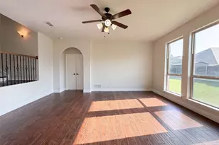 830 Graham Dr, Burleson, TX 76028 - Photo 6