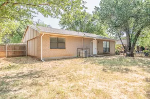 2817 Eddie Pl, Fort Worth, TX 76140 - Photo 36