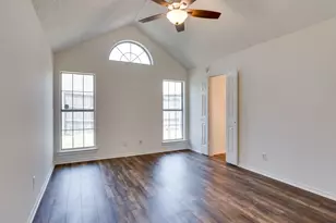 319 Kessler Dr, Euless, TX 76039 - Photo 20