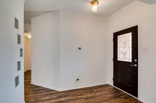 319 Kessler Dr, Euless, TX 76039 - Photo 4