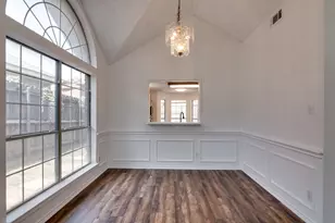 319 Kessler Dr, Euless, TX 76039 - Photo 8