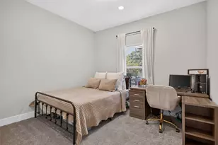 2511 Gladstone Dr, Dallas, TX 75211 - Photo 20