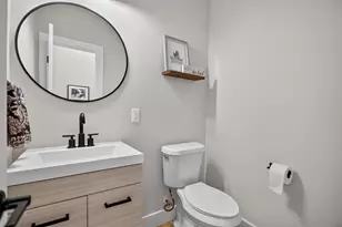 2511 Gladstone Dr, Dallas, TX 75211 - Photo 16
