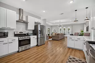 2511 Gladstone Dr, Dallas, TX 75211 - Photo 8