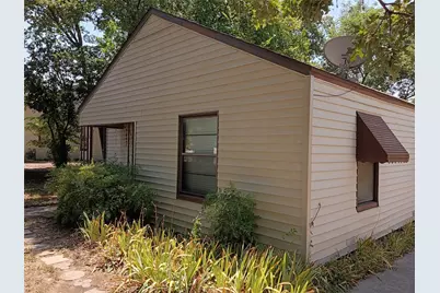 3132 Purington Avenue, Fort Worth, TX 76103 - Photo 2