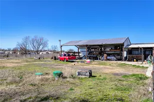 8900 Holly Rd, Alvarado, TX 76009 - Photo 16