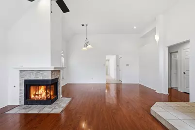 313 Pecos Drive, Irving, TX 75063 - Photo 10