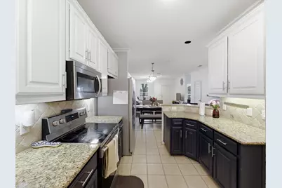 172 High School Drive, Lewisville, TX 75057 - Photo 10