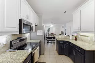 172 High School Dr, Lewisville, TX 75057 - Photo 10