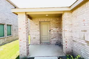 217 Adelina Dr, Little Elm, TX 75068 - Photo 4