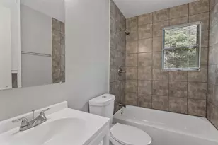 3847 Castle Hills Dr, Dallas, TX 75241 - Photo 8