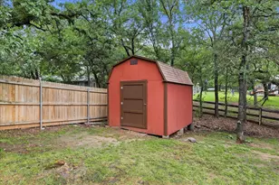 111 Oaktree Ln, Hickory Creek, TX 75065 - Photo 26